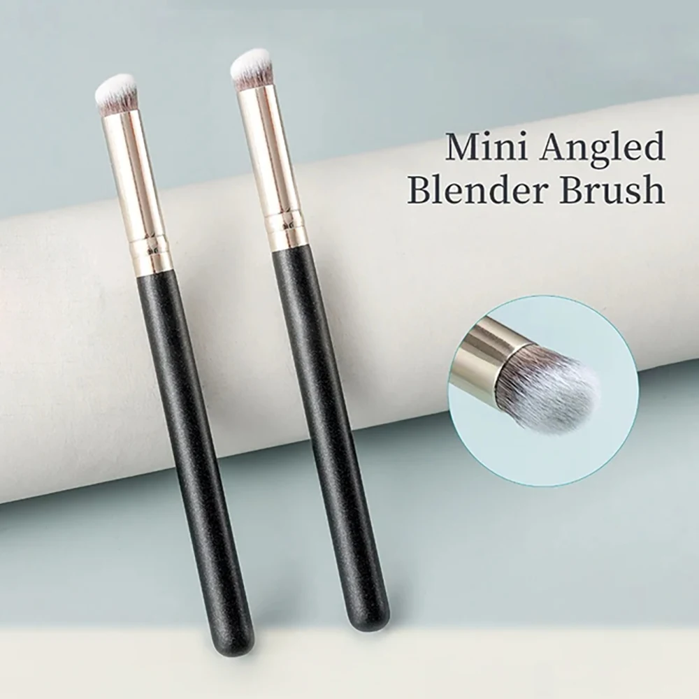Beauty Queen Makeup - Pincel de maquiagem corretivo angular sob