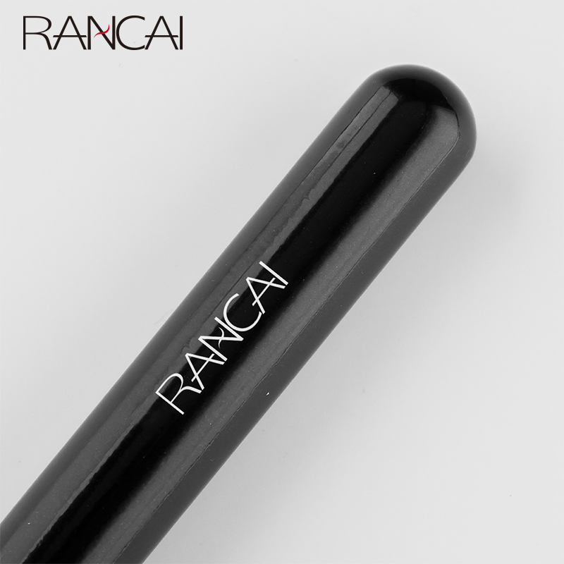 Pincel de base kabuki de topo  - Beauty Queen Makeup avaliação e preço